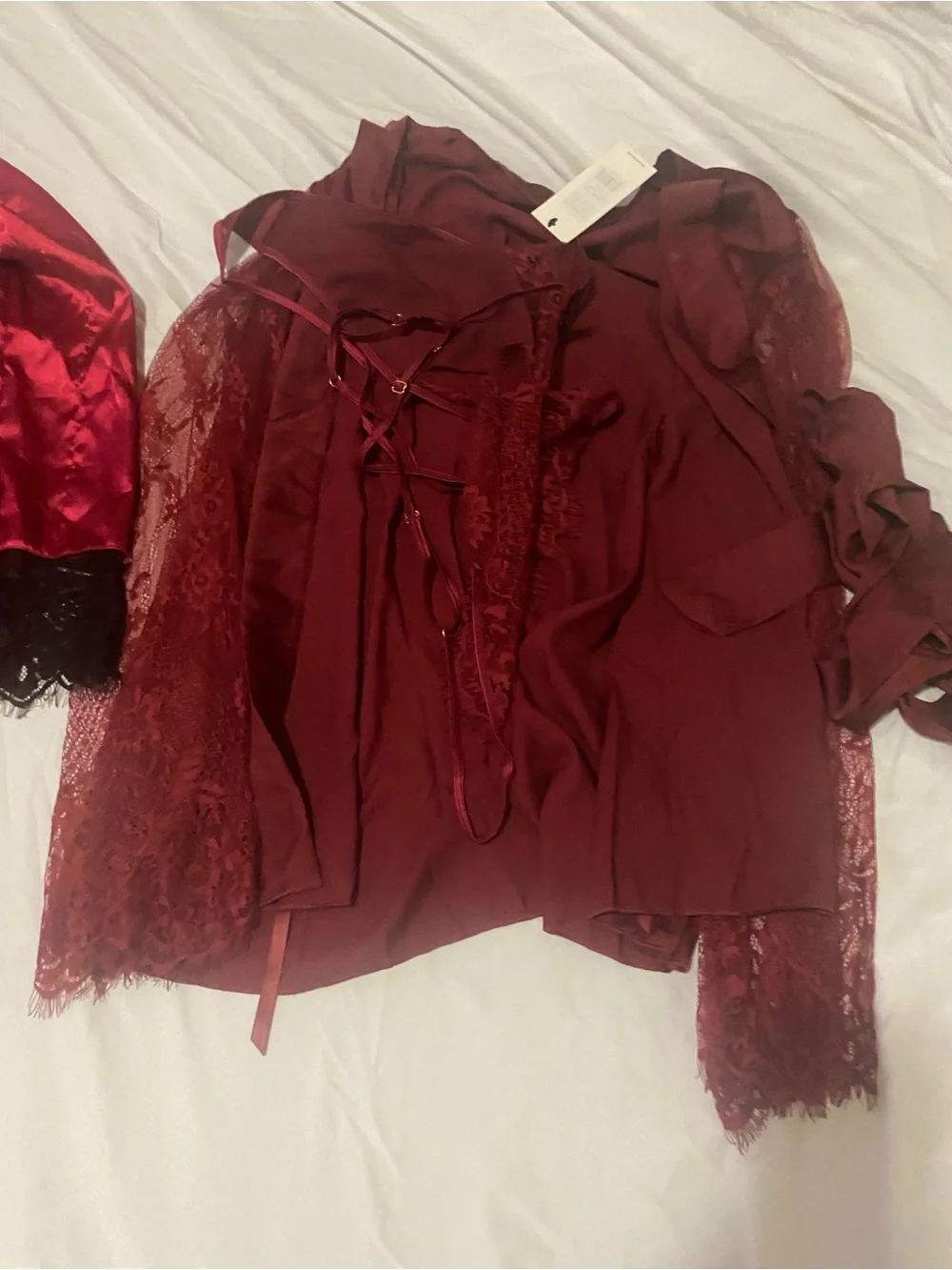 Women’s Satin & Lace Robe Set - Burgundy
